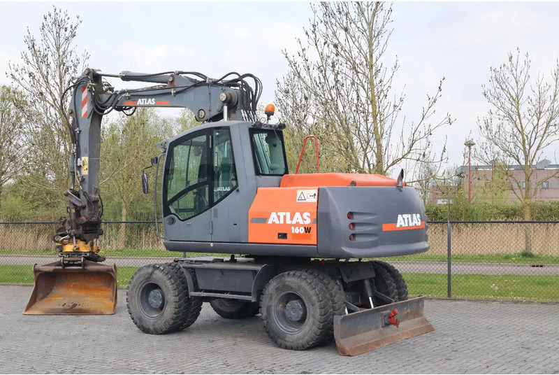 Atlas 160W | ROTOTILT | GRIPPER | BUCKET | DOZER BLADE - Escavadeira de rodas: foto 3 Atlas 160W | ROTOTILT | GRIPPER | BUCKET | DOZER BLADE - Escavadeira de rodas: foto 3