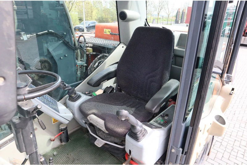 Escavadeira de rodas Atlas 160W | ROTOTILT | GRIPPER | BUCKET | DOZER BLADE: foto 17