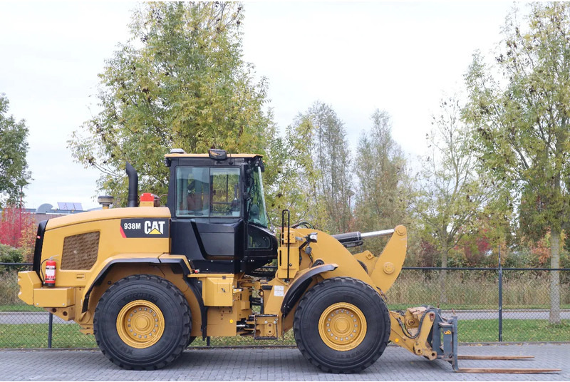 Caterpillar 938 M | 2X BUCKET | JIB | FORKS | BSS | GOOD CONDITION - Pá carregadora de rodas: foto 4 Caterpillar 938 M | 2X BUCKET | JIB | FORKS | BSS | GOOD CONDITION - Pá carregadora de rodas: foto 4