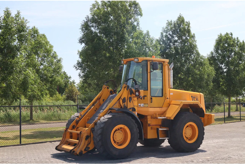 JCB 426 B | 35 KM/H | ONLY 9800 HOURS | FIRST OWNER | DUTCH MACHINE - Pá carregadora de rodas: foto 2 JCB 426 B | 35 KM/H | ONLY 9800 HOURS | FIRST OWNER | DUTCH MACHINE - Pá carregadora de rodas: foto 2