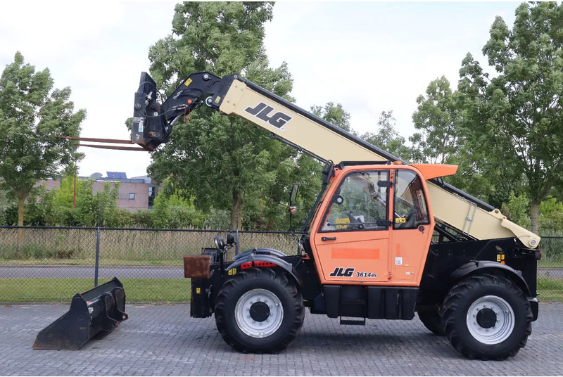 JLG 3614 RS | HYDR. FORKS | BUCKET | LOW HOURS - Empilhador telescópico: foto 1 JLG 3614 RS | HYDR. FORKS | BUCKET | LOW HOURS - Empilhador telescópico: foto 1