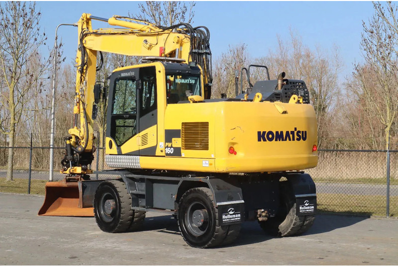 Komatsu PW160-11 | ENGCON TILTROTATOR | BUCKET | TRAILER HYDR. - Escavadeira de rodas: foto 3 Komatsu PW160-11 | ENGCON TILTROTATOR | BUCKET | TRAILER HYDR. - Escavadeira de rodas: foto 3