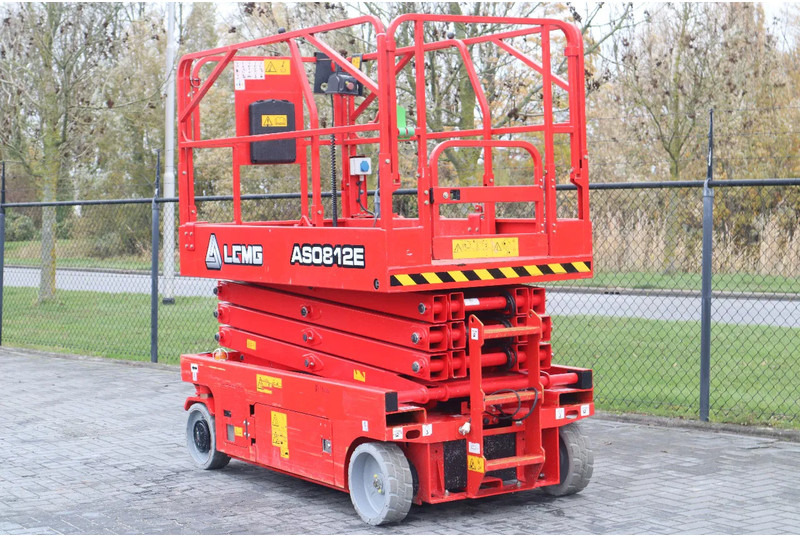 LGMG AS0812E | 10 METER | 450 KG | GS-2646 | 2646ES - Plataforma de Tijera/ Plataforma de tesoura: foto 2 LGMG AS0812E | 10 METER | 450 KG | GS-2646 | 2646ES - Plataforma de Tijera/ Plataforma de tesoura: foto 2