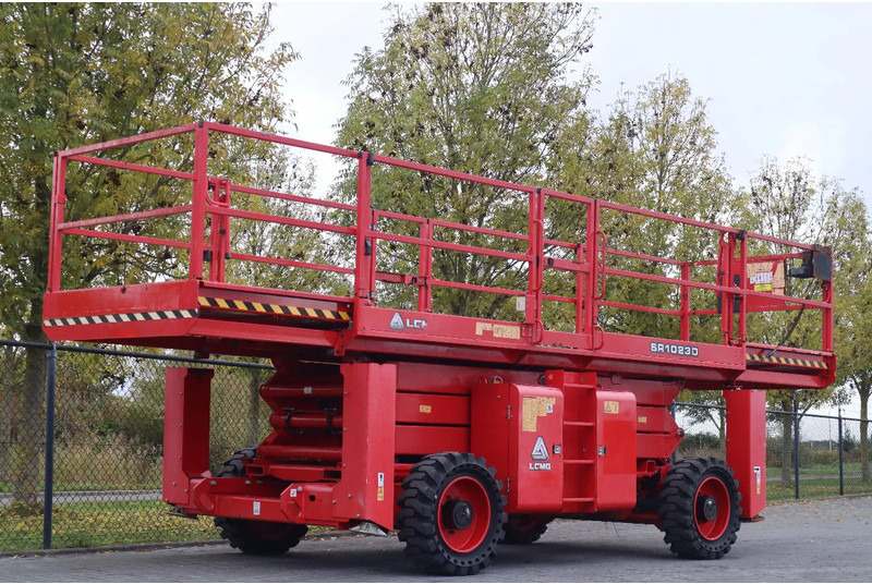 LGMG SR1023D | 12 METER | 1.100 KG - Plataforma de Tijera/ Plataforma de tesoura: foto 5 LGMG SR1023D | 12 METER | 1.100 KG - Plataforma de Tijera/ Plataforma de tesoura: foto 5
