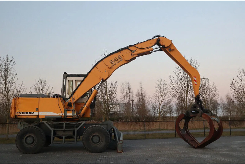 Liebherr A944 B HD | LOG GRAPPLE | HOLZGREIFER | TIMBER - Manipulador de material: foto 4 Liebherr A944 B HD | LOG GRAPPLE | HOLZGREIFER | TIMBER - Manipulador de material: foto 4