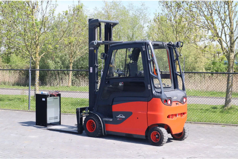 Linde E35 HL-01 | SIDESHIFT | POSITIONERS | LOW HOURS - Empilhadeira elétrica: foto 3 Linde E35 HL-01 | SIDESHIFT | POSITIONERS | LOW HOURS - Empilhadeira elétrica: foto 3