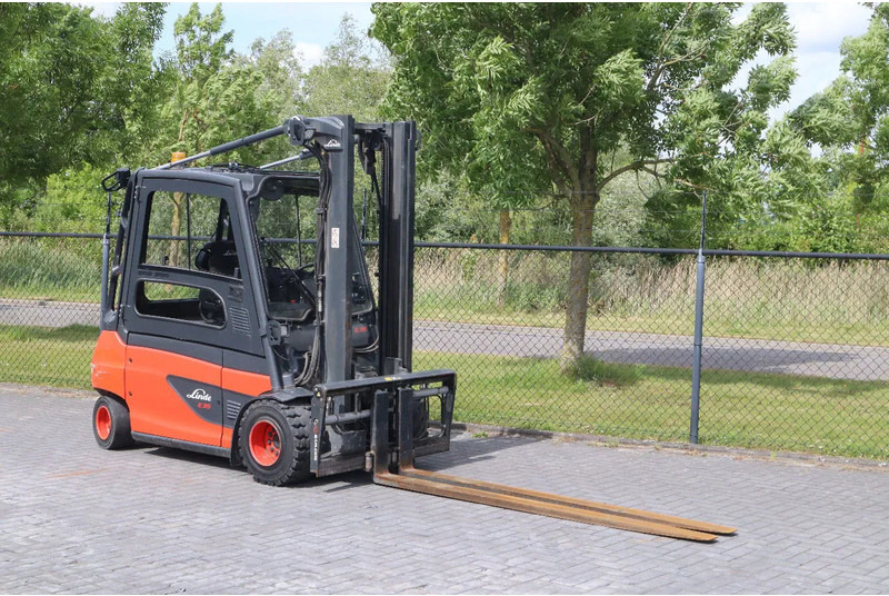 Linde E35 L-01 | DUPLEX | SIDESHIFT | POSITIONERS | LOW HOURS - Empilhadeira elétrica: foto 5 Linde E35 L-01 | DUPLEX | SIDESHIFT | POSITIONERS | LOW HOURS - Empilhadeira elétrica: foto 5