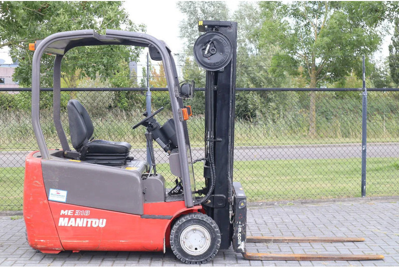 Manitou ME 318 | SIDESHIFT | FORK SPREADERS | TRIPLEX - Empilhadeira elétrica: foto 4 Manitou ME 318 | SIDESHIFT | FORK SPREADERS | TRIPLEX - Empilhadeira elétrica: foto 4