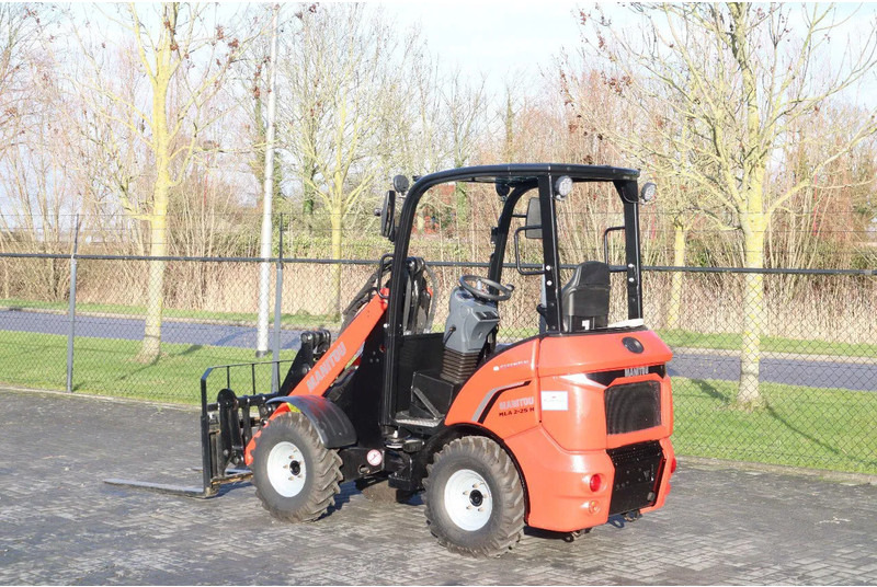 Manitou MLA 2-25 H | FORKS | QUICK COUPLER | NEW UNUSED - Pá carregadora de rodas: foto 3 Manitou MLA 2-25 H | FORKS | QUICK COUPLER | NEW UNUSED - Pá carregadora de rodas: foto 3