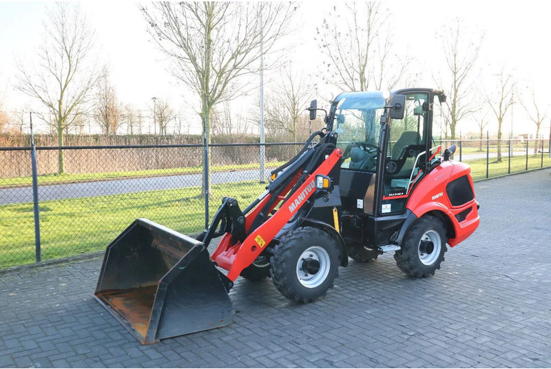 Manitou MLA 5-50 H | BUCKET | QUICK COUPLER | NEW UNUSED - Pá carregadora de rodas: foto 2 Manitou MLA 5-50 H | BUCKET | QUICK COUPLER | NEW UNUSED - Pá carregadora de rodas: foto 2