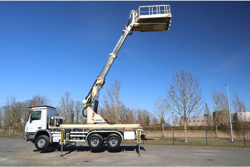 Mercedes-Benz Actros 2636 6X4 | TUNNEL PLATFORM | REMOTE DRIVING - Camião grua: foto 3 Mercedes-Benz Actros 2636 6X4 | TUNNEL PLATFORM | REMOTE DRIVING - Camião grua: foto 3