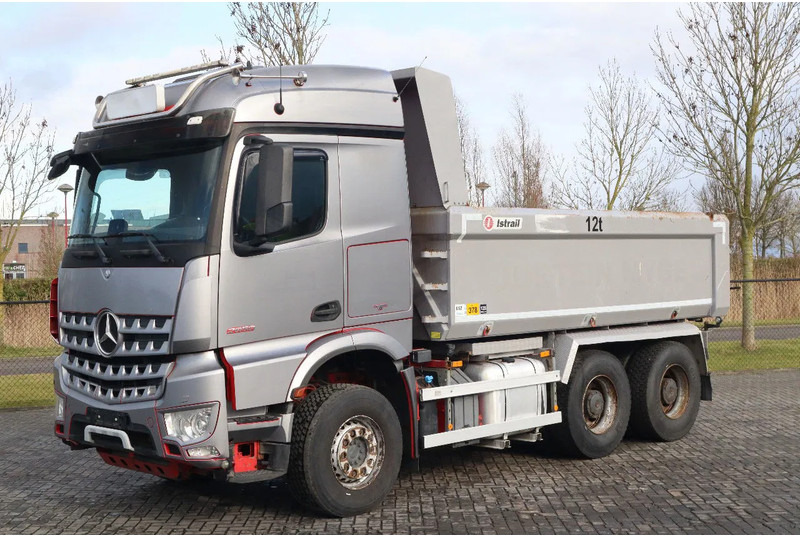 Mercedes-Benz Arocs 2658 2858 | 6X4 EURO 6 BIG AXLES | RETARDER | ENGINE PROBLEM - Camião basculante: foto 1 Mercedes-Benz Arocs 2658 2858 | 6X4 EURO 6 BIG AXLES | RETARDER | ENGINE PROBLEM - Camião basculante: foto 1