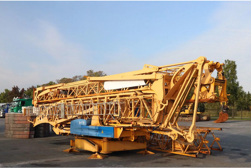 Potain IGO T70A | T 70 A | SCHOOL USE | TRANSPORT AXLES - Guindaste de torre: foto 1 Potain IGO T70A | T 70 A | SCHOOL USE | TRANSPORT AXLES - Guindaste de torre: foto 1