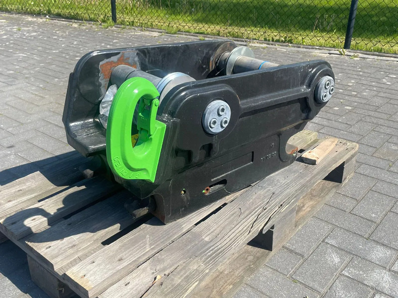 STEELWRIST QC S70 WIDE FPL | NEW / UNUSED | QUICK COUPLER | SNELWISSEL - Acoplamento rápido: foto 1 STEELWRIST QC S70 WIDE FPL | NEW / UNUSED | QUICK COUPLER | SNELWISSEL - Acoplamento rápido: foto 1