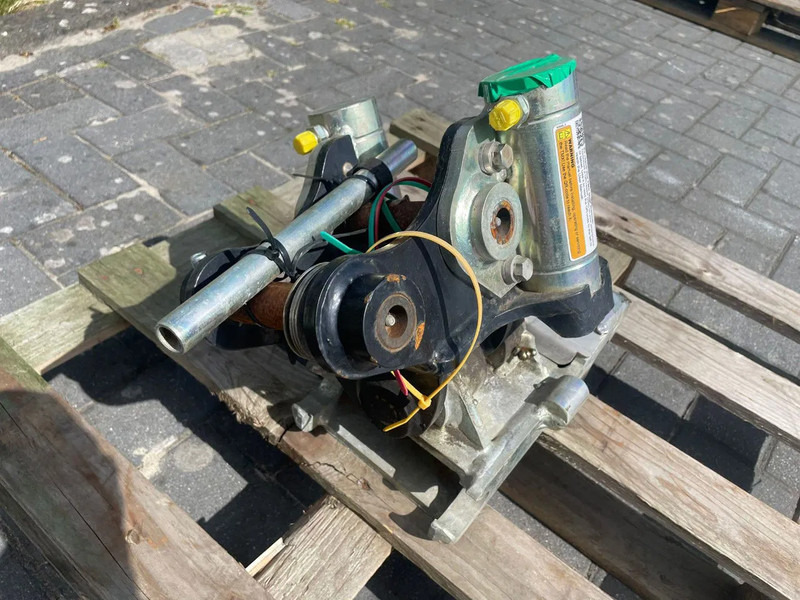 STEELWRIST TMX S30 -180HA | TILT QUICKCOUPLER | TILTING COUPLER | NEW - Tiltrotator por Máquina de construção: foto 3 STEELWRIST TMX S30 -180HA | TILT QUICKCOUPLER | TILTING COUPLER | NEW - Tiltrotator por Máquina de construção: foto 3