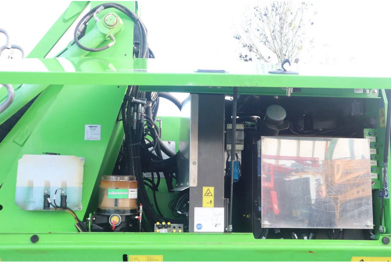 Escavadeira de rodas Sennebogen 818 E K9 ULM | SORTING GRAB | GOOD TIRES: foto 13 Escavadeira de rodas Sennebogen 818 E K9 ULM | SORTING GRAB | GOOD TIRES: foto 13