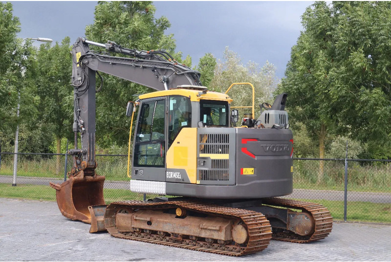 Volvo ECR 145 EL | ECR145 | QUICK COUPLER | BUCKET | GOOD UNDERCARRIAGE - Escavadora de rastos: foto 3 Volvo ECR 145 EL | ECR145 | QUICK COUPLER | BUCKET | GOOD UNDERCARRIAGE - Escavadora de rastos: foto 3