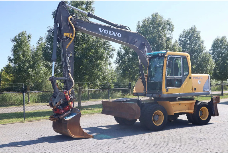 Volvo EW160B | EW 160 B | TILT ROTATOR | BUCKET | OUTRIGGERS | BLADE - Escavadeira de rodas: foto 2 Volvo EW160B | EW 160 B | TILT ROTATOR | BUCKET | OUTRIGGERS | BLADE - Escavadeira de rodas: foto 2