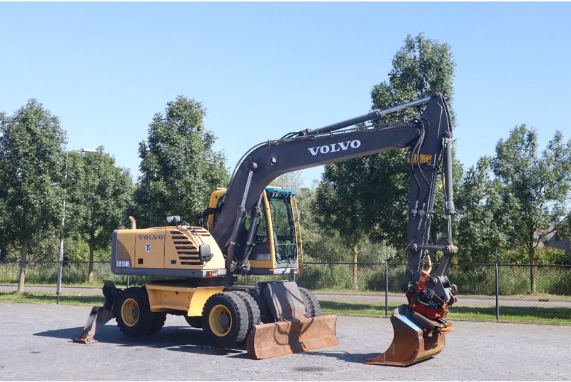 Volvo EW160B | EW 160 B | TILT ROTATOR | BUCKET | OUTRIGGERS | BLADE - Escavadeira de rodas: foto 5 Volvo EW160B | EW 160 B | TILT ROTATOR | BUCKET | OUTRIGGERS | BLADE - Escavadeira de rodas: foto 5