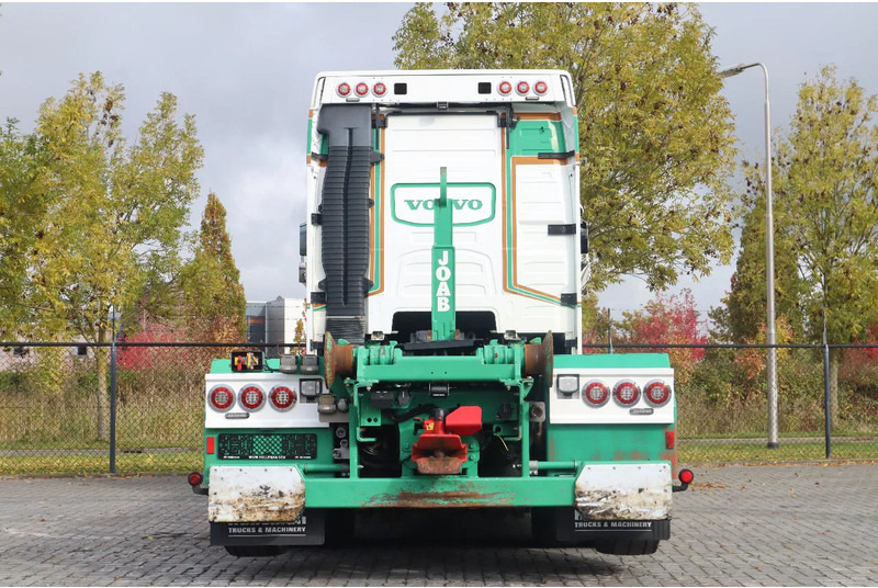 Volvo FH 16.750 | 6X2*4 | RETARDER | STEERING AXLE | JOAB HOOK | EURO 6 - Camião polibenne: foto 4 Volvo FH 16.750 | 6X2*4 | RETARDER | STEERING AXLE | JOAB HOOK | EURO 6 - Camião polibenne: foto 4