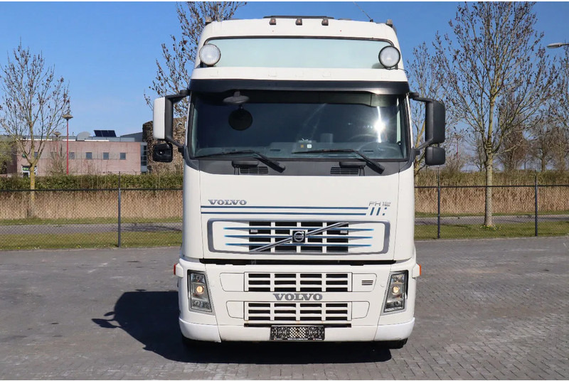 Volvo FH 460 | 6X2 | MANUAL | BDF | RETARDER | EURO 3 - Camião chassi: foto 2 Volvo FH 460 | 6X2 | MANUAL | BDF | RETARDER | EURO 3 - Camião chassi: foto 2