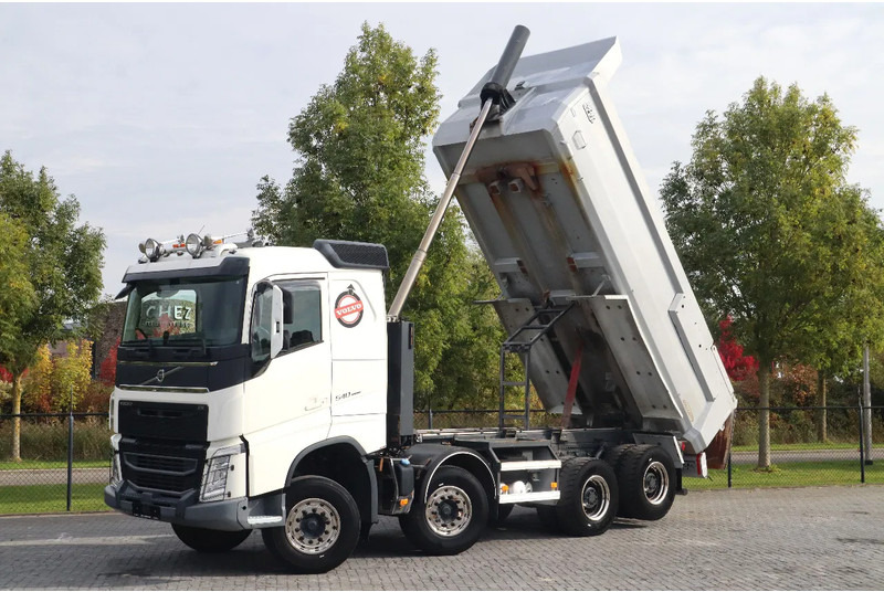 Volvo FH 540 | 8X4 | TANDEMLIFT | RETARDER | BIG AXLES | EURO 6 - Camião basculante: foto 1 Volvo FH 540 | 8X4 | TANDEMLIFT | RETARDER | BIG AXLES | EURO 6 - Camião basculante: foto 1