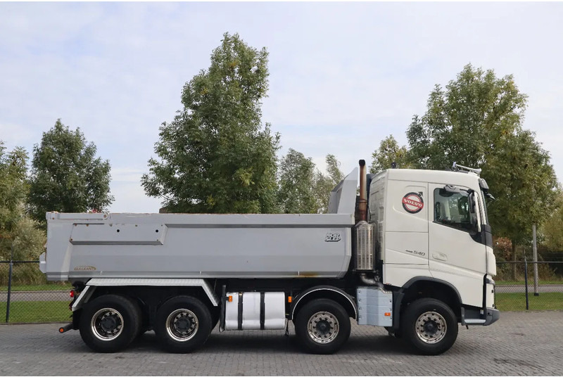 Volvo FH 540 | 8X4 | TANDEMLIFT | RETARDER | BIG AXLES | EURO 6 - Camião basculante: foto 4 Volvo FH 540 | 8X4 | TANDEMLIFT | RETARDER | BIG AXLES | EURO 6 - Camião basculante: foto 4