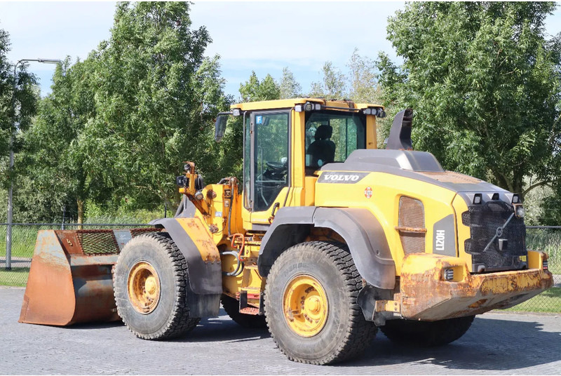 Volvo L120H | CDC | BBS | WEIGHT SYSTEM | QUICK COUPLER | BUCKET - Pá carregadora de rodas: foto 3 Volvo L120H | CDC | BBS | WEIGHT SYSTEM | QUICK COUPLER | BUCKET - Pá carregadora de rodas: foto 3
