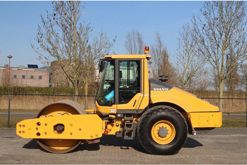 Volvo SD160 B | VOLVO PILOT | AIRCO | LOW HOURS - Rolo: foto 1 Volvo SD160 B | VOLVO PILOT | AIRCO | LOW HOURS - Rolo: foto 1