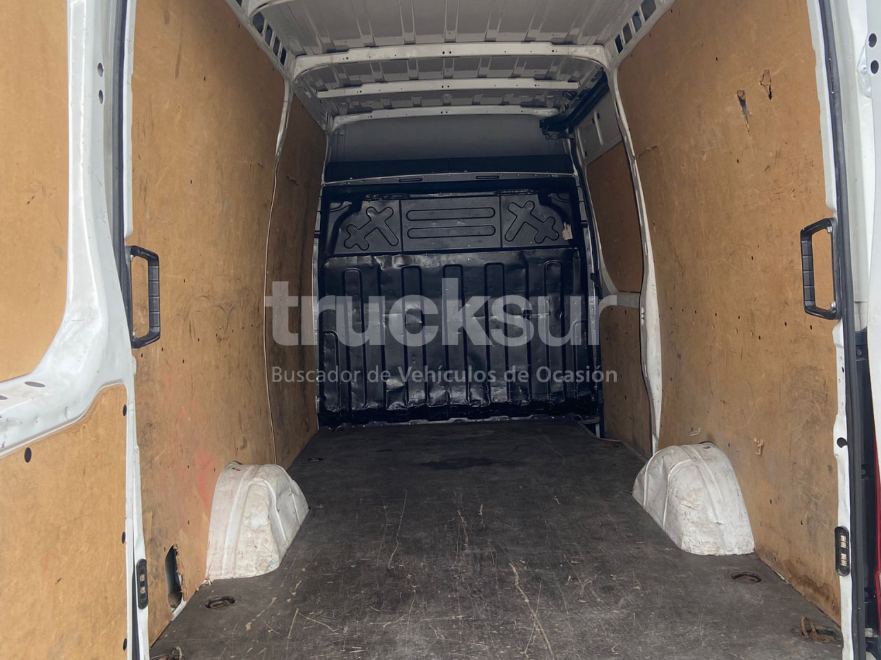 Carrinha de contentor IVECO 35S14 12M3: foto 9