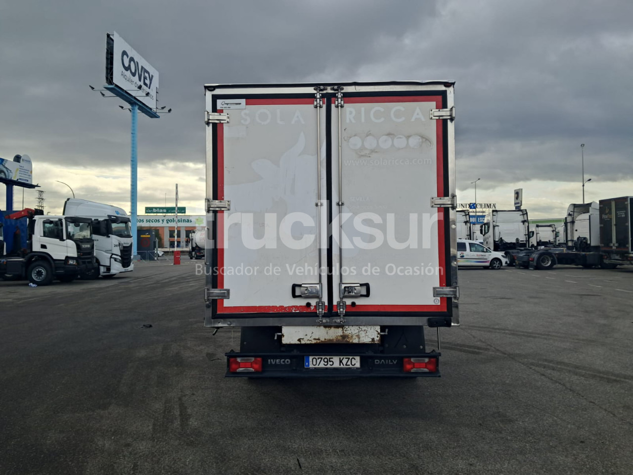 IVECO 72C18 - Camião frigorífico: foto 4 IVECO 72C18 - Camião frigorífico: foto 4