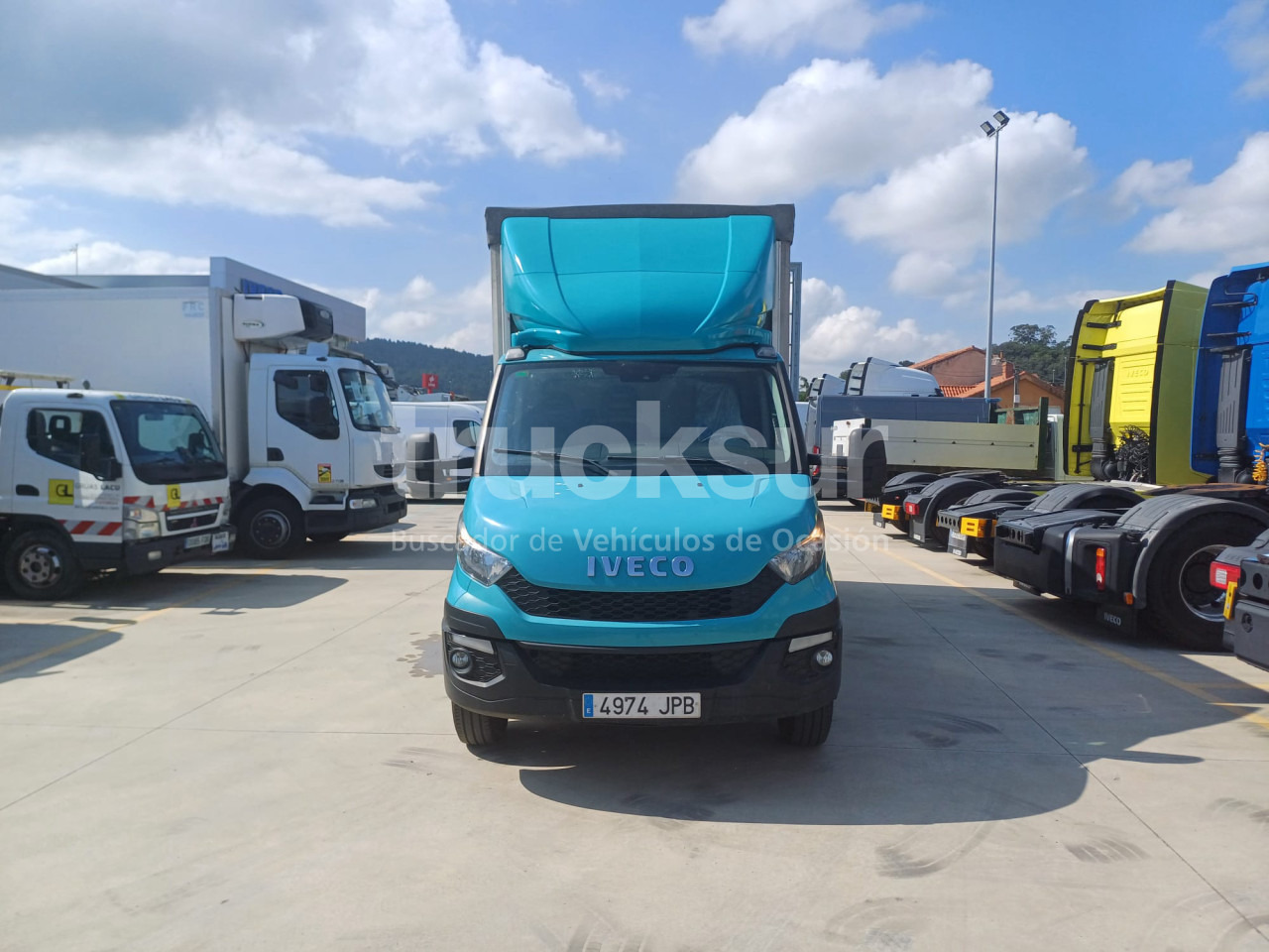 IVECO DAILY 70C21 - Camião de lona: foto 2 IVECO DAILY 70C21 - Camião de lona: foto 2