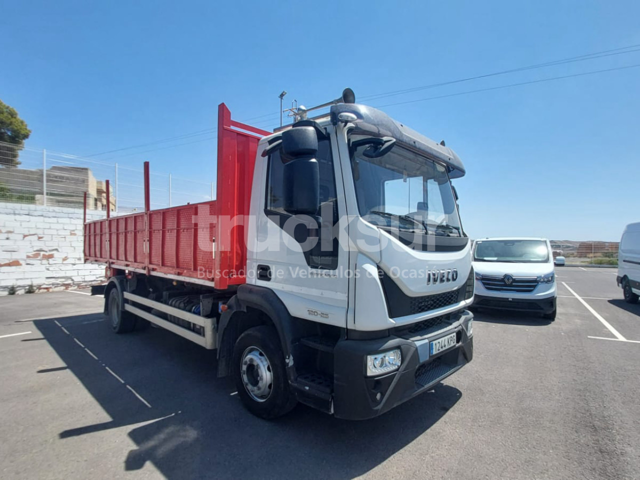 IVECO EUROCARGO 250.123 - Camião basculante: foto 2 IVECO EUROCARGO 250.123 - Camião basculante: foto 2