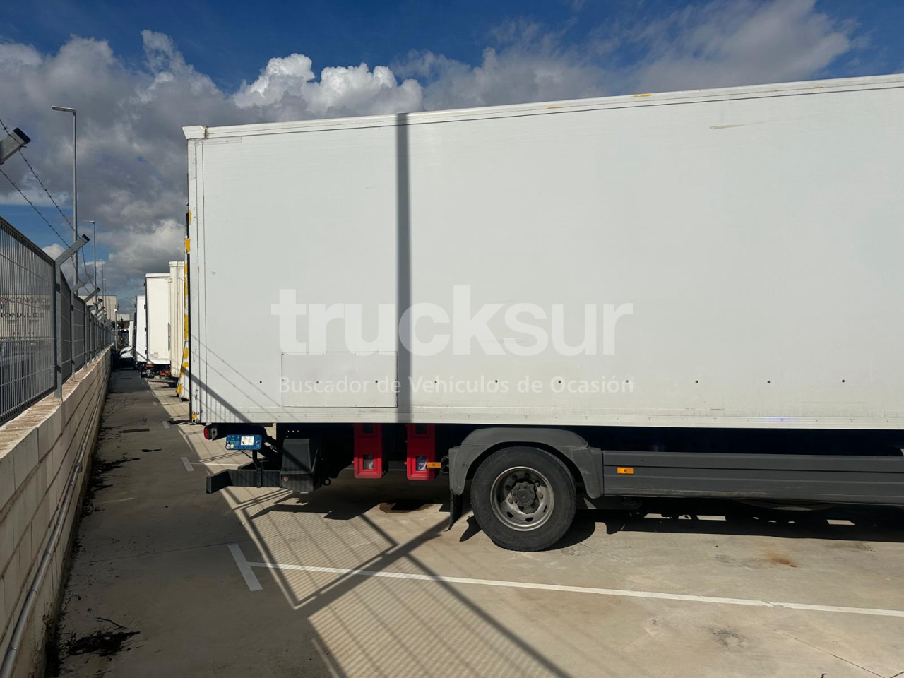 MERCEDES ATEGO - Camião furgão: foto 4 MERCEDES ATEGO - Camião furgão: foto 4