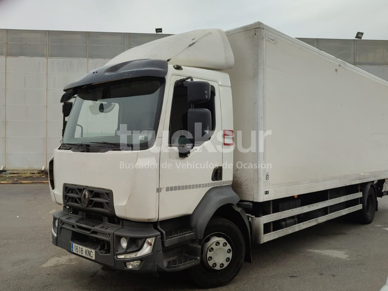 RENAULT D 14.240 - Camião furgão: foto 1 RENAULT D 14.240 - Camião furgão: foto 1