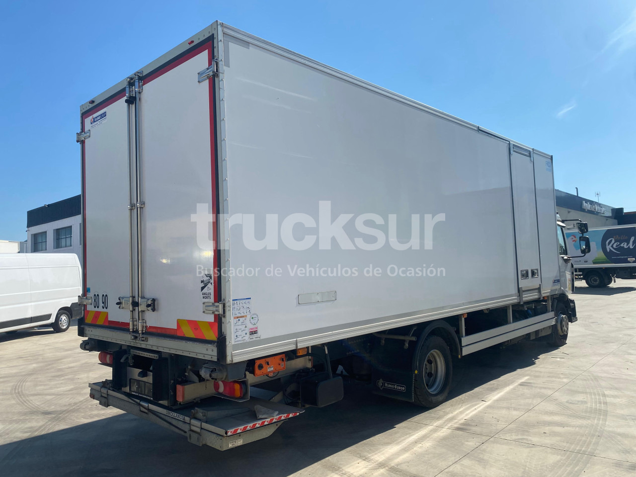 RENAULT D240.13 - Camião frigorífico: foto 3 RENAULT D240.13 - Camião frigorífico: foto 3
