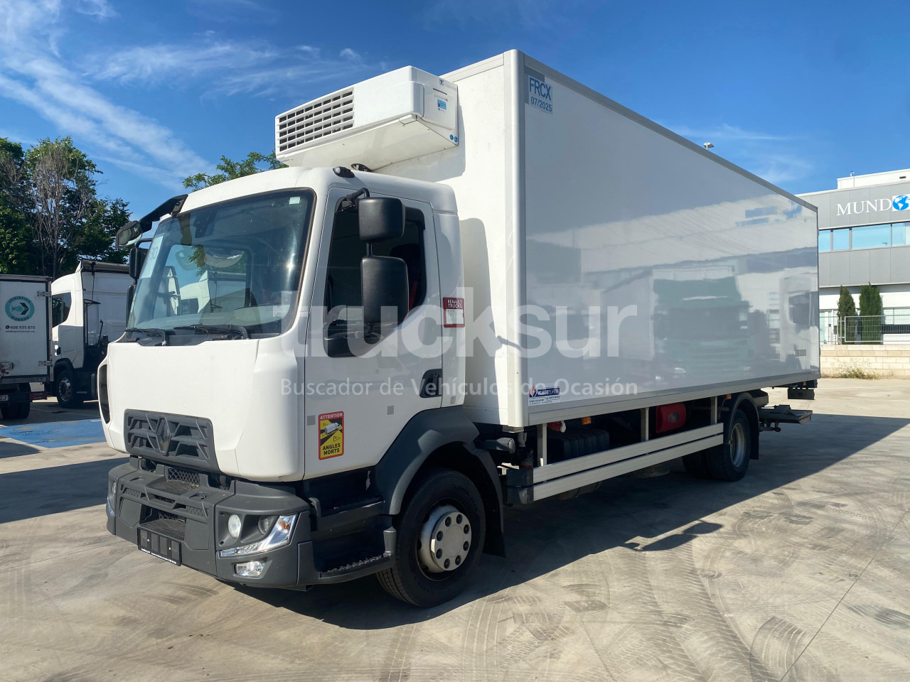 RENAULT D240.13 - Camião frigorífico: foto 1 RENAULT D240.13 - Camião frigorífico: foto 1