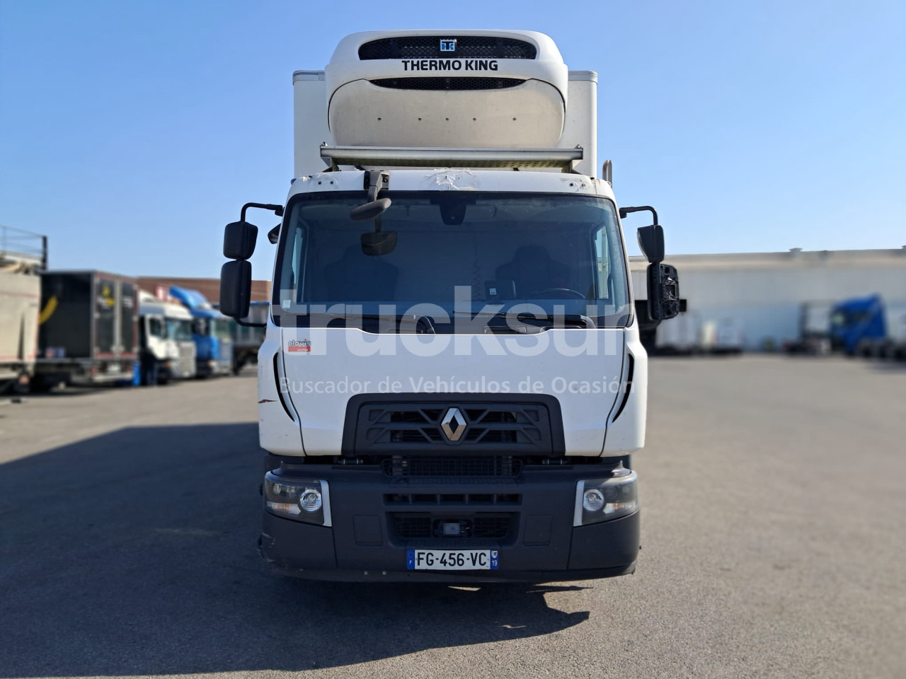 RENAULT D320.18 - Camião frigorífico: foto 5 RENAULT D320.18 - Camião frigorífico: foto 5