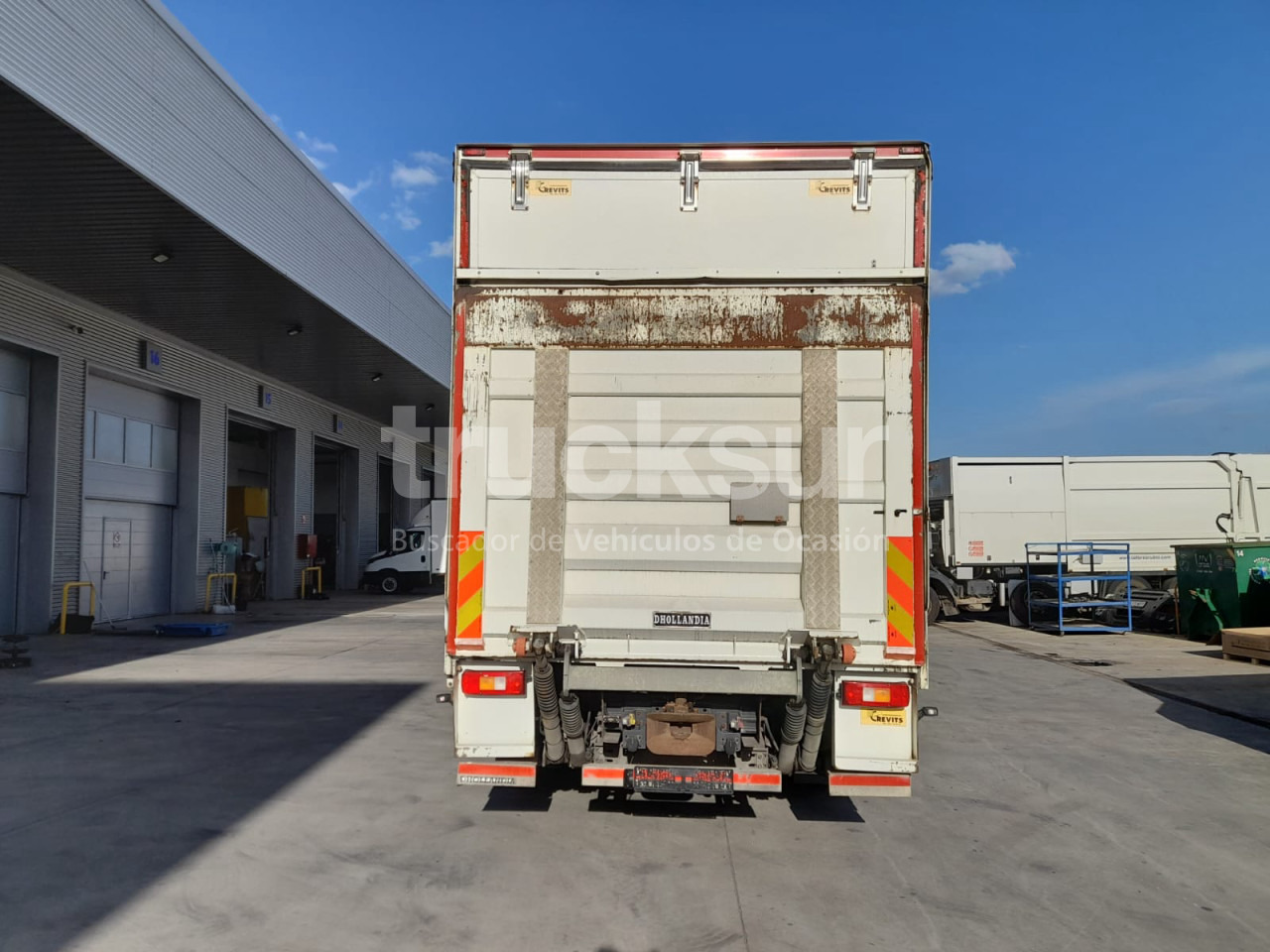 RENAULT D320 ejes 6x2*4 - Camião de lona: foto 5 RENAULT D320 ejes 6x2*4 - Camião de lona: foto 5