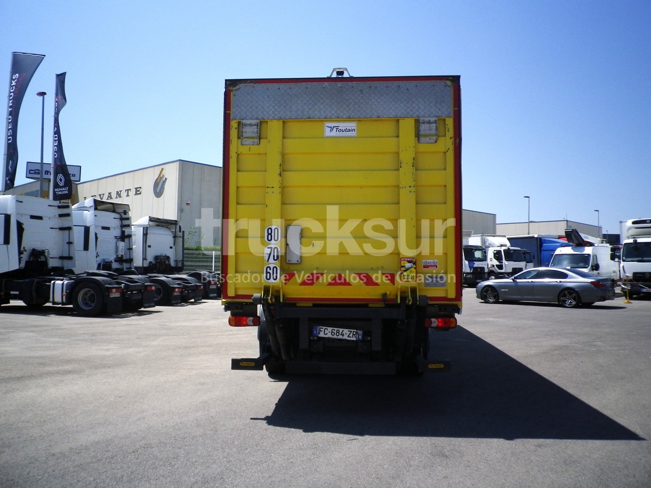 Camião furgão RENAULT D380.26  6X2*4 ejes 6x2*4: foto 6