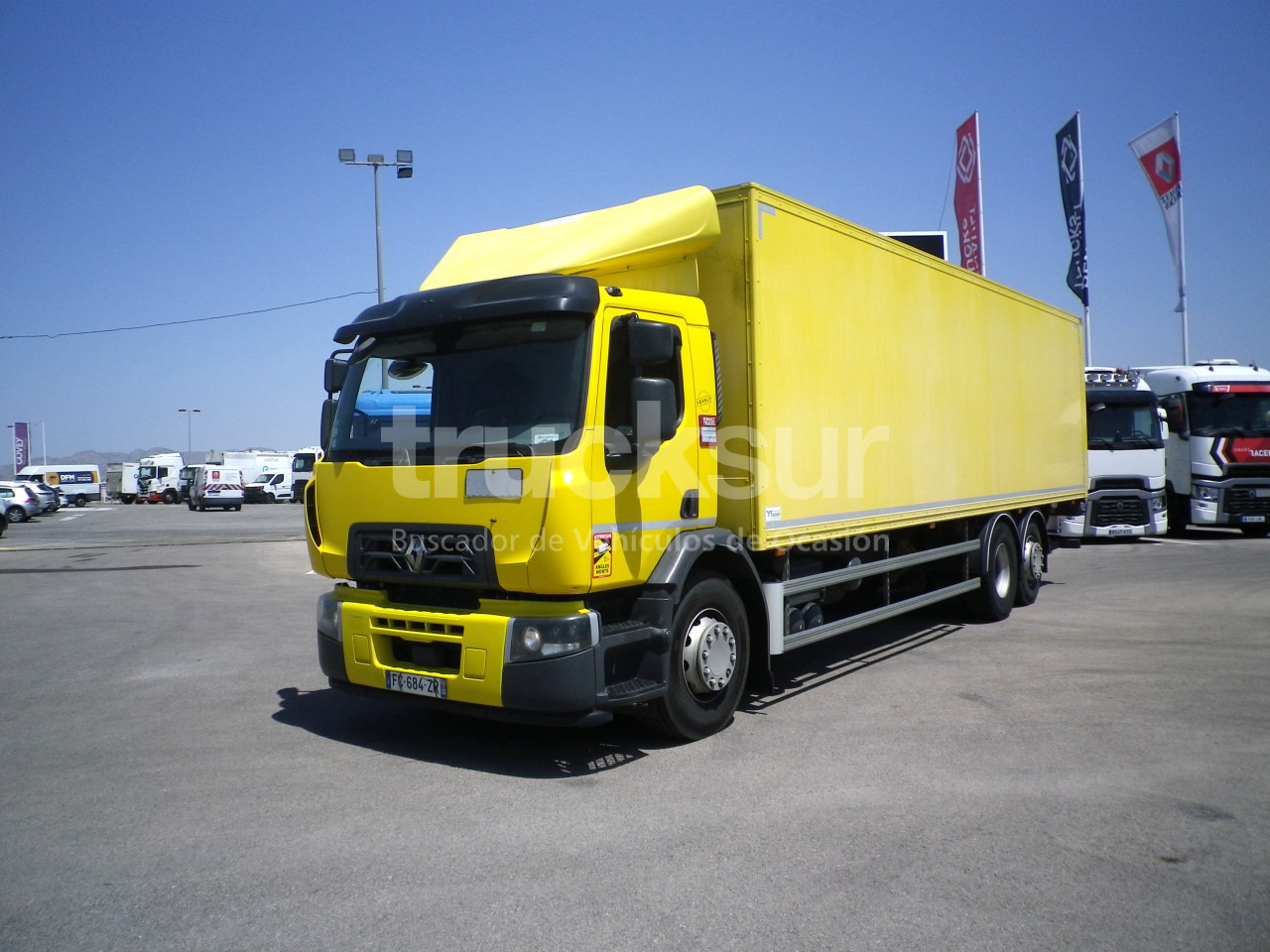 RENAULT D380.26 6X2*4 ejes 6x2*4 - Camião furgão: foto 1 RENAULT D380.26 6X2*4 ejes 6x2*4 - Camião furgão: foto 1