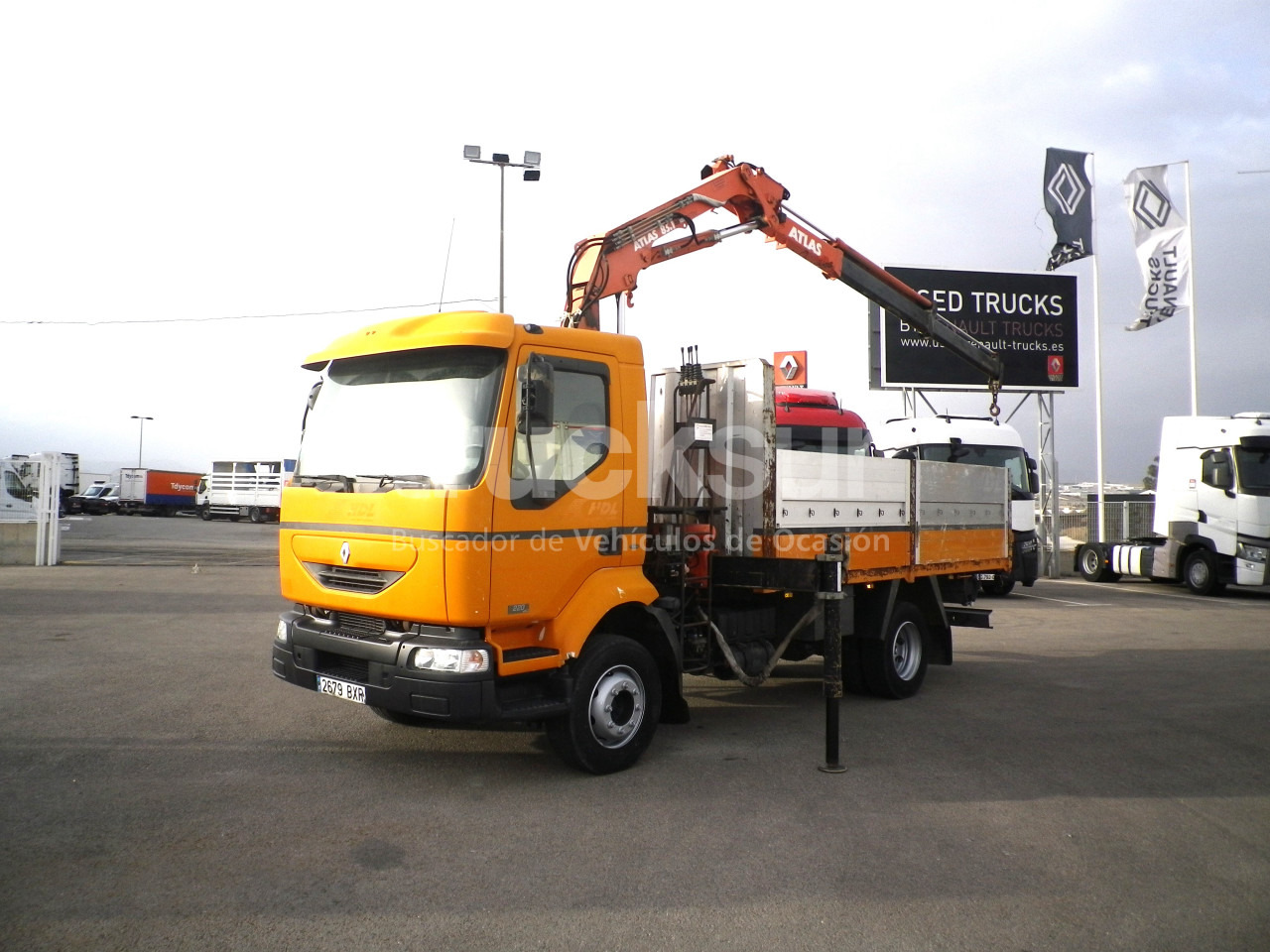RENAULT MIDLUM 220.14C GRUA - Camião de caixa aberta/ Plataforma, Camião grua: foto 1 RENAULT MIDLUM 220.14C GRUA - Camião de caixa aberta/ Plataforma, Camião grua: foto 1