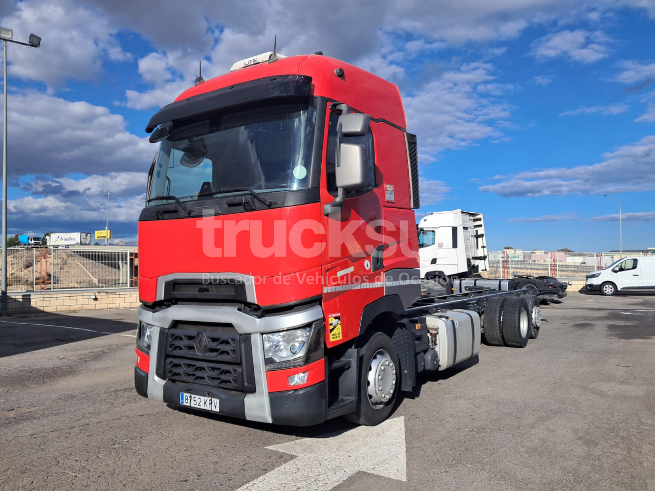 RENAULT T480 HIGH SLEEPER CAB 6X2*4 ejes 6x2*4 - Camião chassi: foto 1 RENAULT T480 HIGH SLEEPER CAB 6X2*4 ejes 6x2*4 - Camião chassi: foto 1