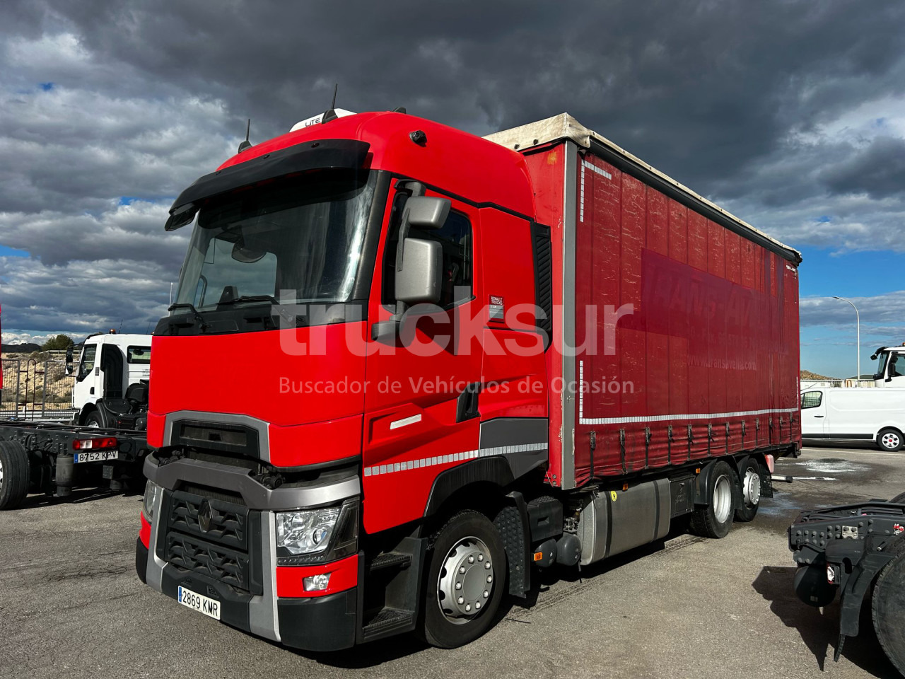RENAULT T480 HIGH SLEEPER CAB 6X2*4 ejes 6x2*4 - Camião de lona: foto 1 RENAULT T480 HIGH SLEEPER CAB 6X2*4 ejes 6x2*4 - Camião de lona: foto 1