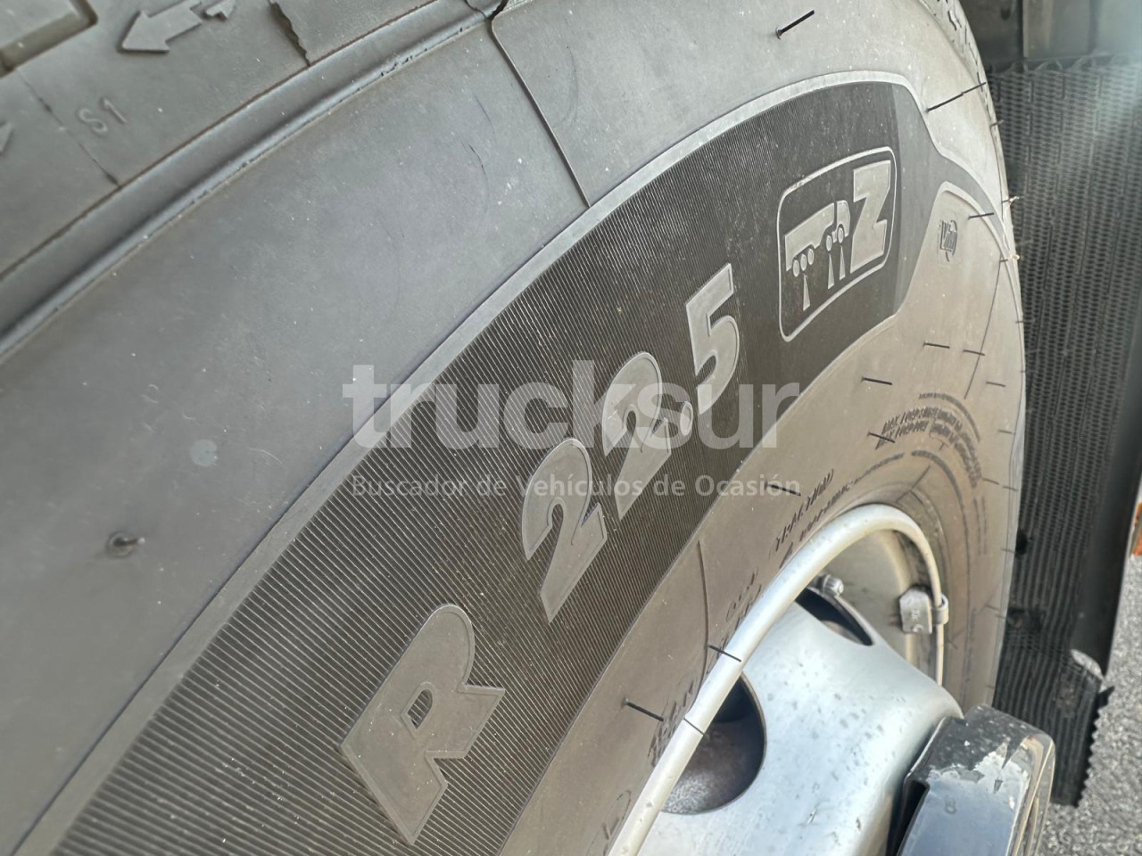 Tractor RENAULT C430: foto 28
