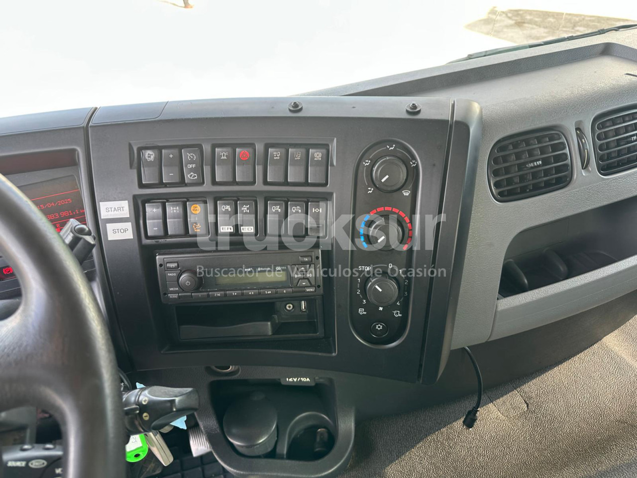Tractor RENAULT C430: foto 16