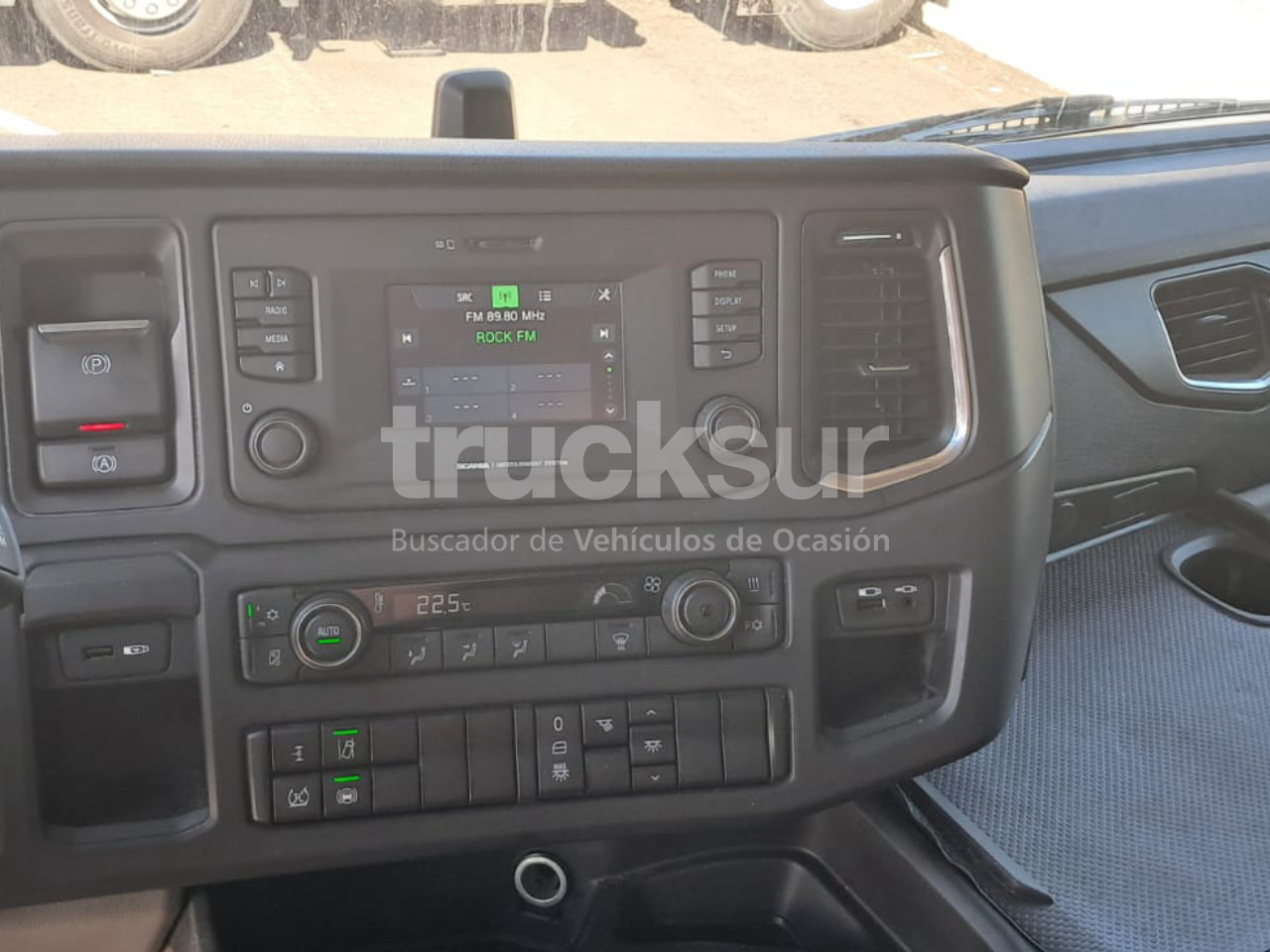 Tractor SCANIA R450: foto 6
