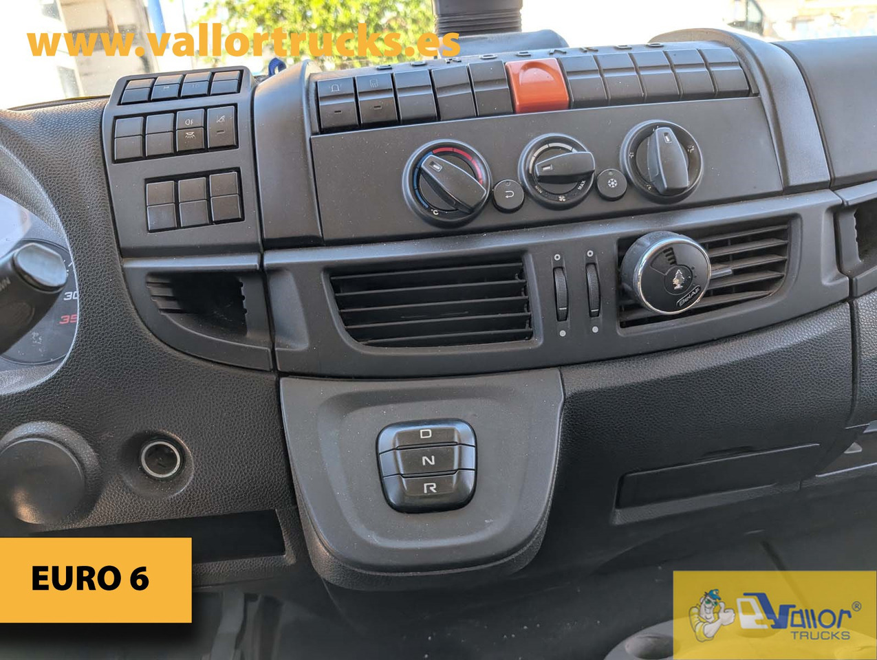IVECO Eurocargo 90E220 - Camião furgão: foto 5 IVECO Eurocargo 90E220 - Camião furgão: foto 5