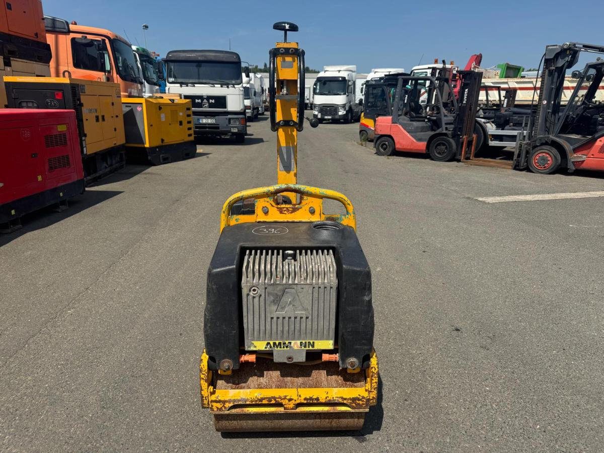 Ammann ARW 65 1D42 - Compactador pequeno de asfalto: foto 2 Ammann ARW 65 1D42 - Compactador pequeno de asfalto: foto 2