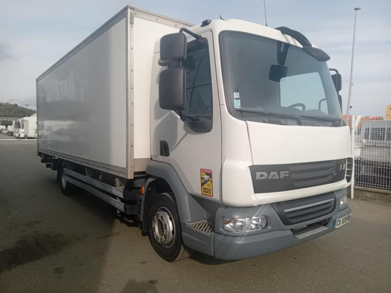 DAF LF45 210 - Camião furgão: foto 2 DAF LF45 210 - Camião furgão: foto 2